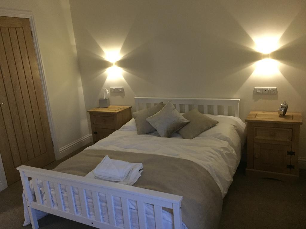 Three Crowns Guest House Salisbury Pokoj fotografie